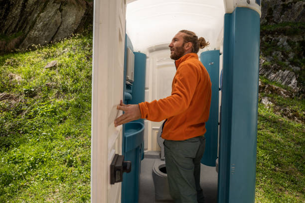 Best Wedding porta potty rental  in Bath, MI